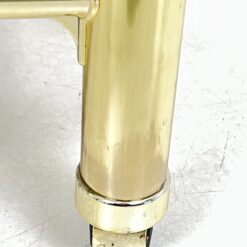 Metalinio rėmo lentyna su stiklo lentynomis ir ratukais 48x83x101 cm