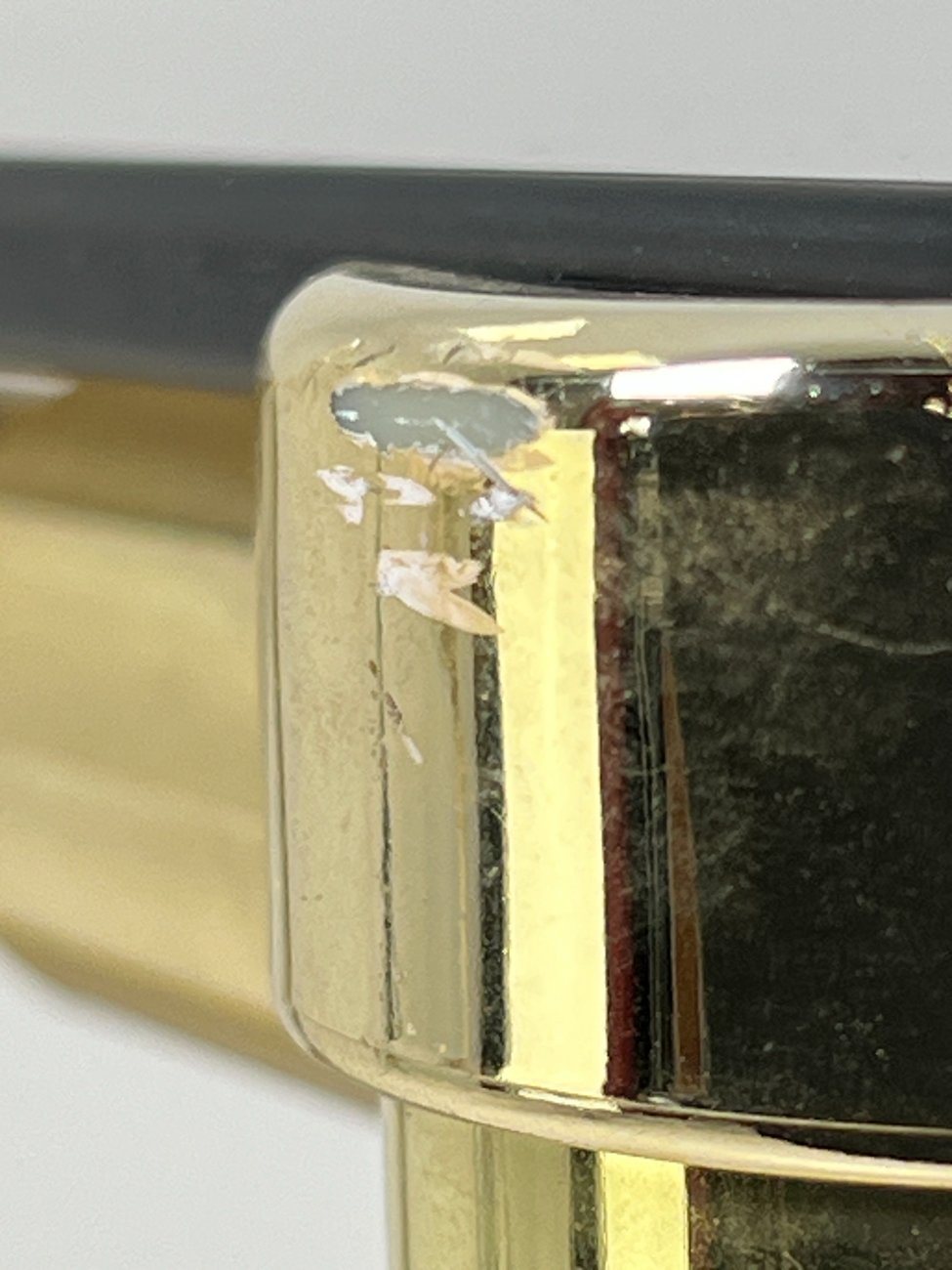 DN0140-lentynos-12 Metalinio rėmo lentyna su stiklo lentynomis ir ratukais 48x83x101 cm