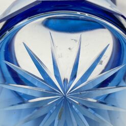 Melsvos spalvos stiklinis kosmetinis indelis su dangteliu 8,5×8,5×10 cm