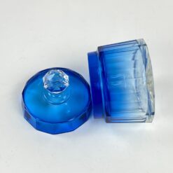 Melsvos spalvos stiklinis kosmetinis indelis su dangteliu 8,5×8,5×10 cm