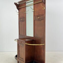 Raudonmedžio prieškambaris su veidrodžiu, kabykla, skėtine 34x135x198 cm