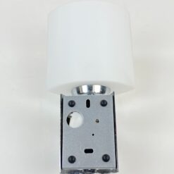 Chromuoto metalo sieninis šviestuvas baltu stiklo gaubtu 10,5x12x23,5 cm