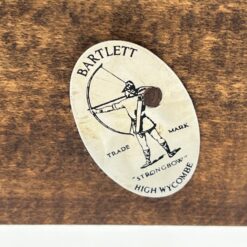 Raudonmedžio išskleidžiamas valgomojo stalas 80×130,5(+34)x76 cm