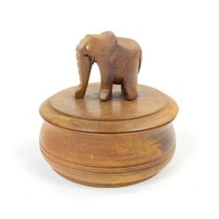 Apvali medinė dėžutė su dramblio figūra 12x12x12 cm