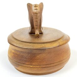 Apvali medinė dėžutė su dramblio figūra 12x12x12 cm