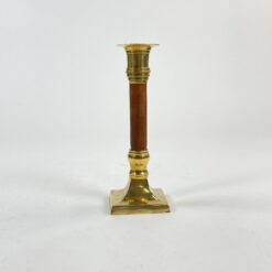 Žvakidė iš žalvario ir medžio 7x7x18,5 cm