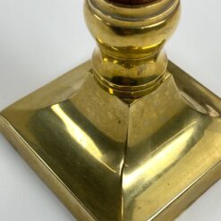 Žvakidė iš žalvario ir medžio 7x7x18,5 cm