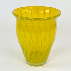 Geltono stiklo vaza 17x17x20 cm