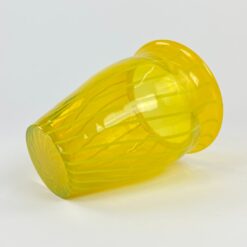 Geltono stiklo vaza 17x17x20 cm