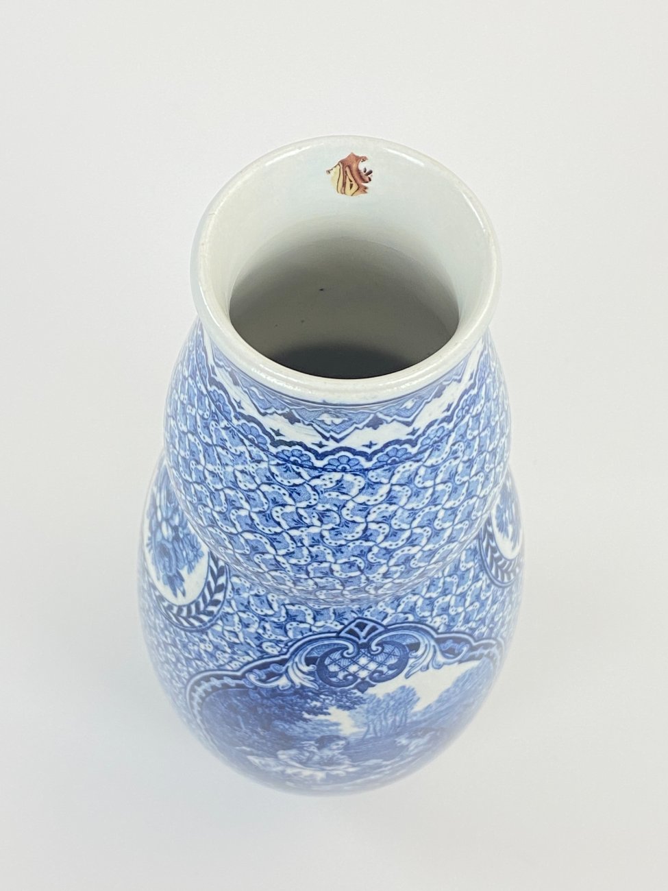 DN0197-vazos-ir-asociai-5 Keramikinės Franz Anton Mehlem vazos 2 vnt. komplektas 10,5×10,5×25,5 cm