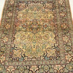 Medvilnės ir šilko rankų darbo kilimas “Kashmiri” 215x153x0,3 cm