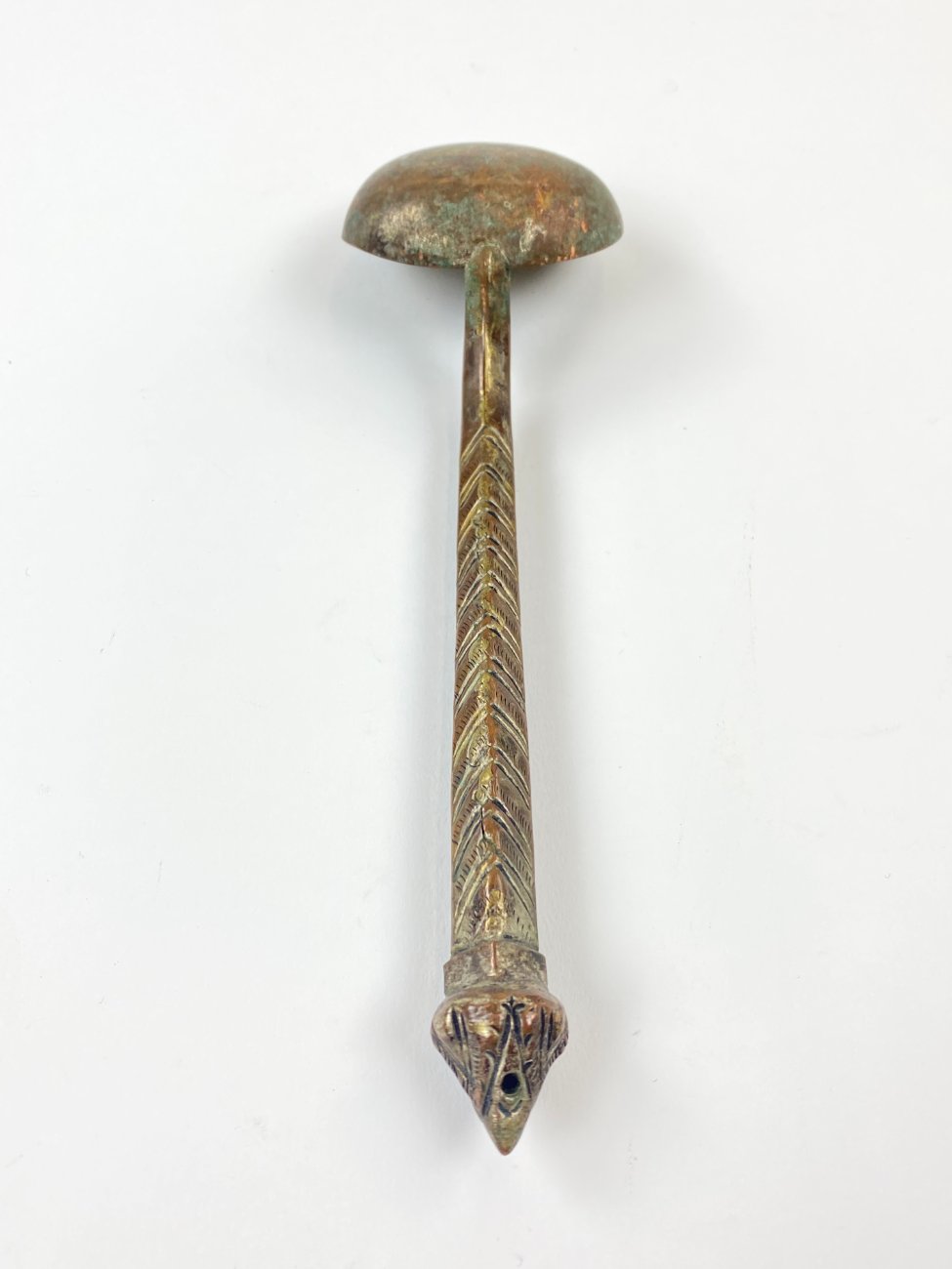 DN0250-stalo-irankiai-5 Varinis samtelis 6×21,5×4 cm