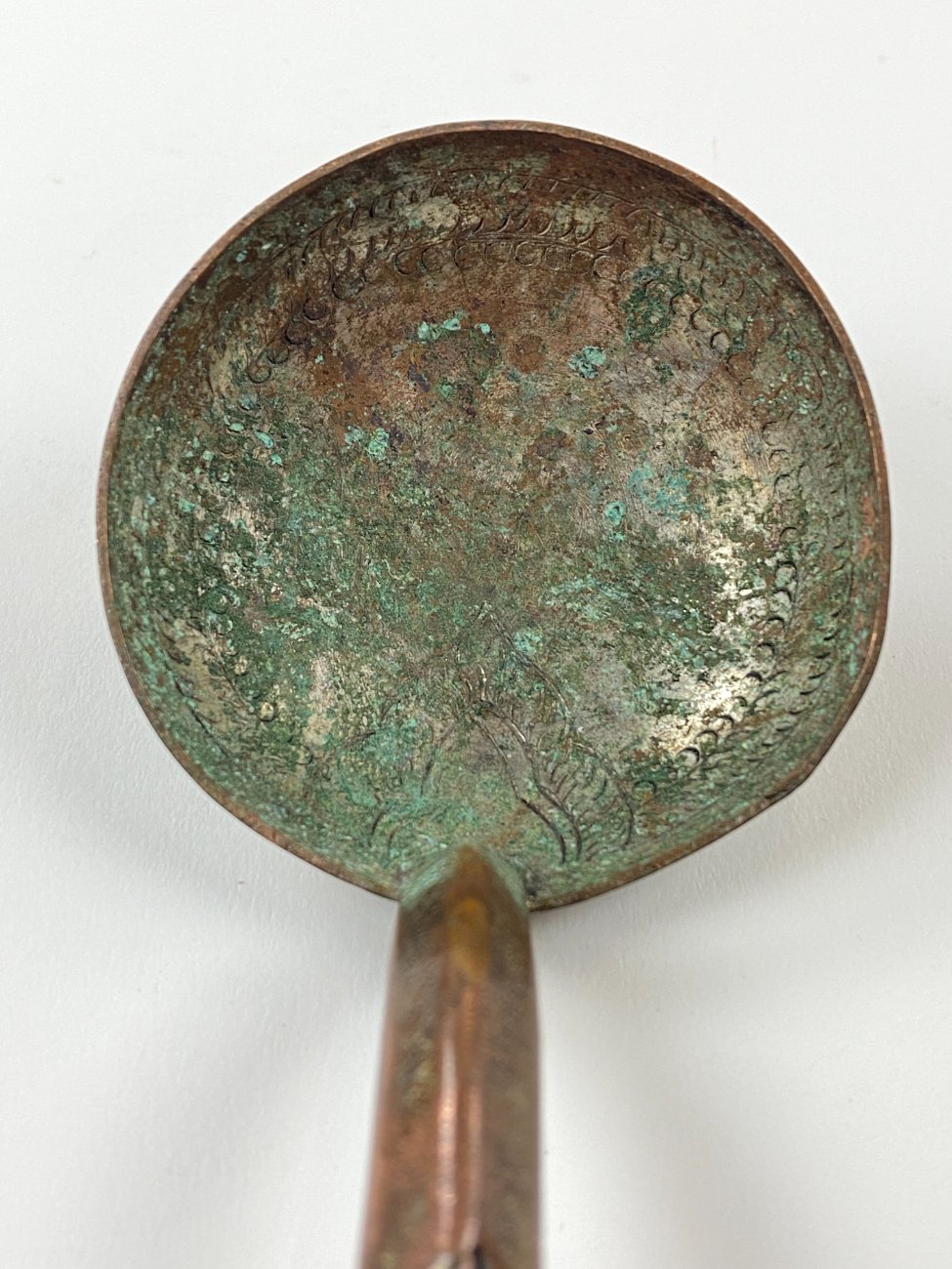 DN0250-stalo-irankiai-7 Varinis samtelis 6×21,5×4 cm