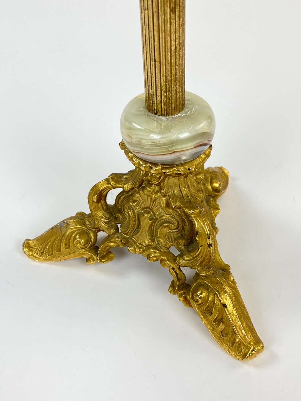 HF0176-interjero-ir-apdailos-prekes-8 Žalvarinė pastatoma dekoracija su akmens detalėmis 16x16x67,5 cm