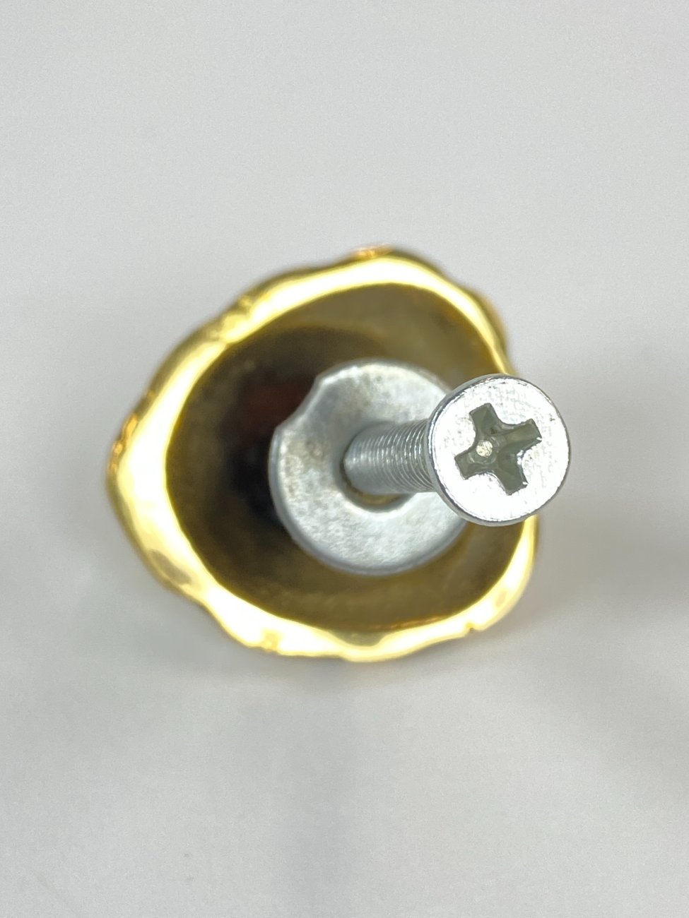 HK0483-baldu-rankeneles-6 Žalvarinė baldo rankenėlė “Liūto galva” 3,5x3x3,5 cm