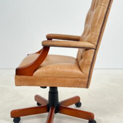 Raudonmedžio rėmo darbo krėslas su oda 77x77x113 cm, 56 cm