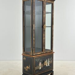 Rytietiška vitrina su apšvietimu 35,5×69,5×185,5 cm