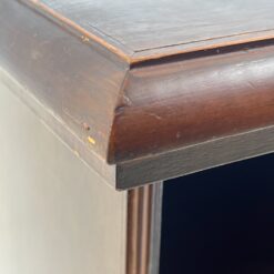 Riešutmedžio spintelė 29,5x38x82 cm