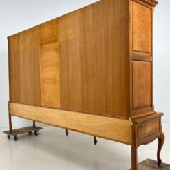 Ilga drožinėta dviejų dalių ąžuolinė komoda 55x250x159 cm