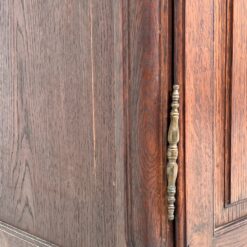 Ąžuolinis dviejų durų bufetas 40,5×109,5×169 cm