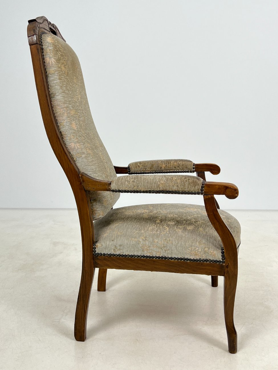 HL0195-valgomojo-kreslai-3 Ąžuolinis krėslas su gobelenu 75×62,5×115 cm, 42 cm