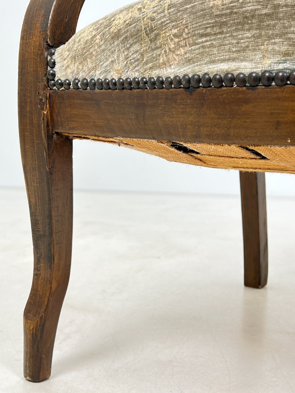 HL0195-valgomojo-kreslai-7 Ąžuolinis krėslas su gobelenu 75×62,5×115 cm, 42 cm