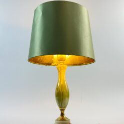 Stalinis žalvario ir onikso šviestuvas žalsvos spalvos gaubtu 31x31x51 cm