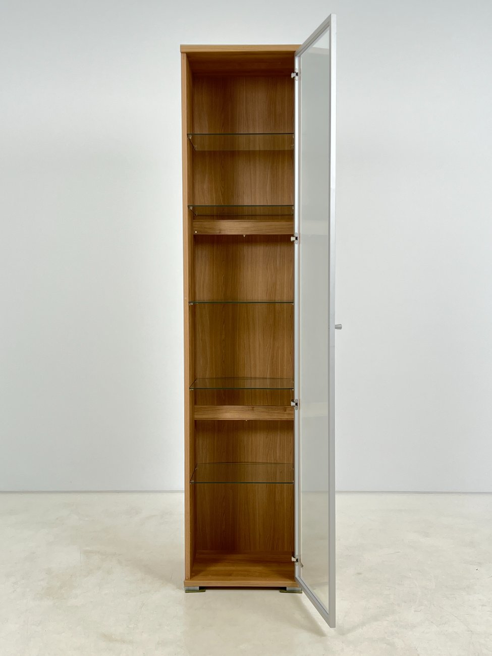 HN0999-vitrinos-6 Vitrina su apšvietimu 39,5×43,5×198 cm