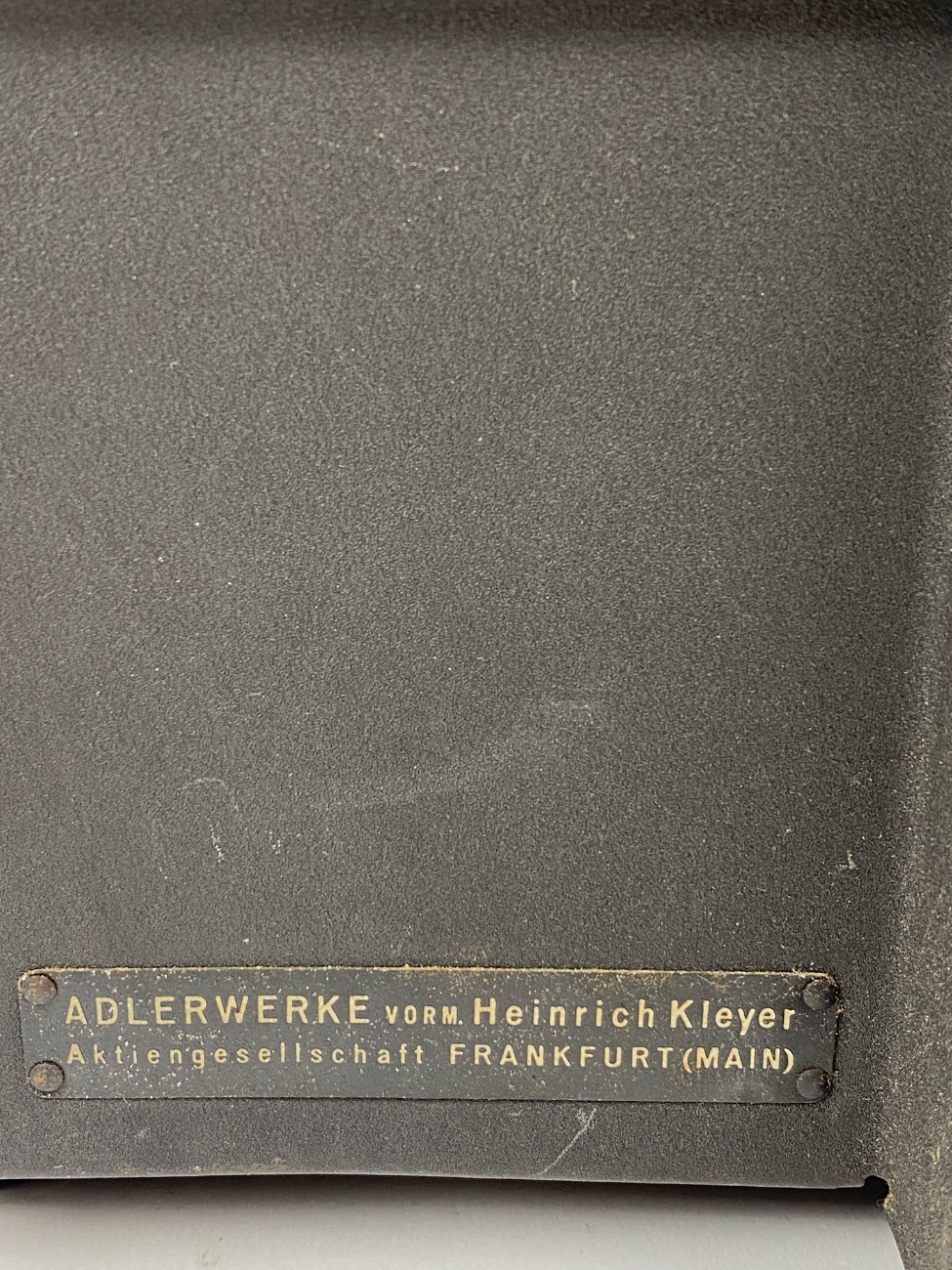 HN1003-rasomosios-masineles-8 “Adler” rašomoji mašinėlė 40x50x26 cm