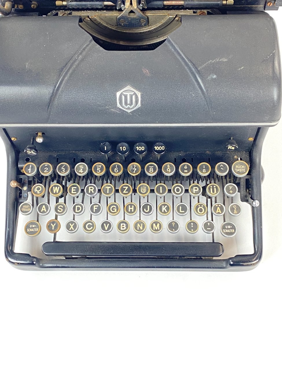 HN1005-rasomosios-masineles-8 “Torpedo” rašomoji mašinėlė 504555 38x39x25 cm