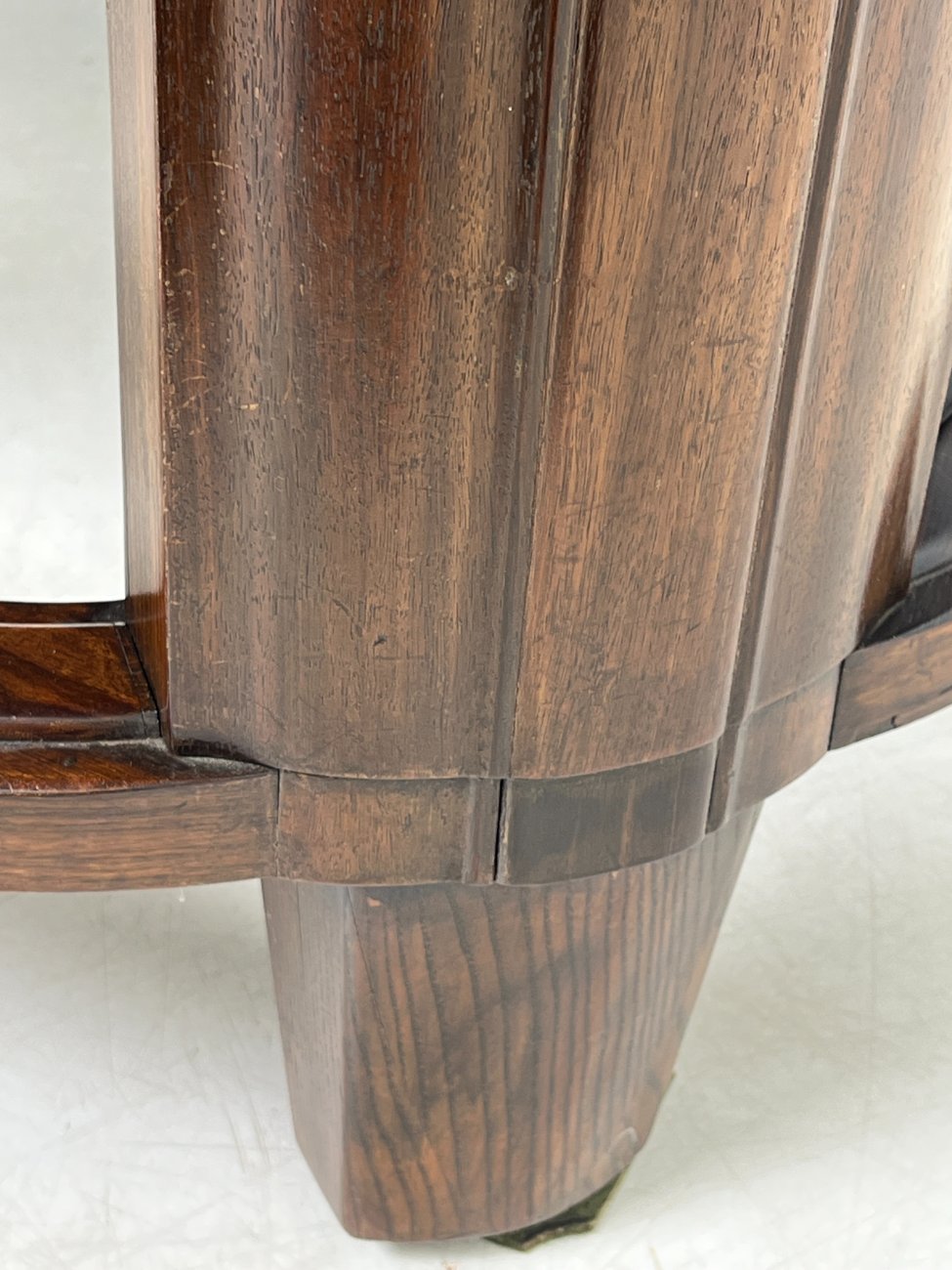 HN1006-stalai-13 Art deco riešutmedžio valgomojo stalas 125,5x212x74 cm