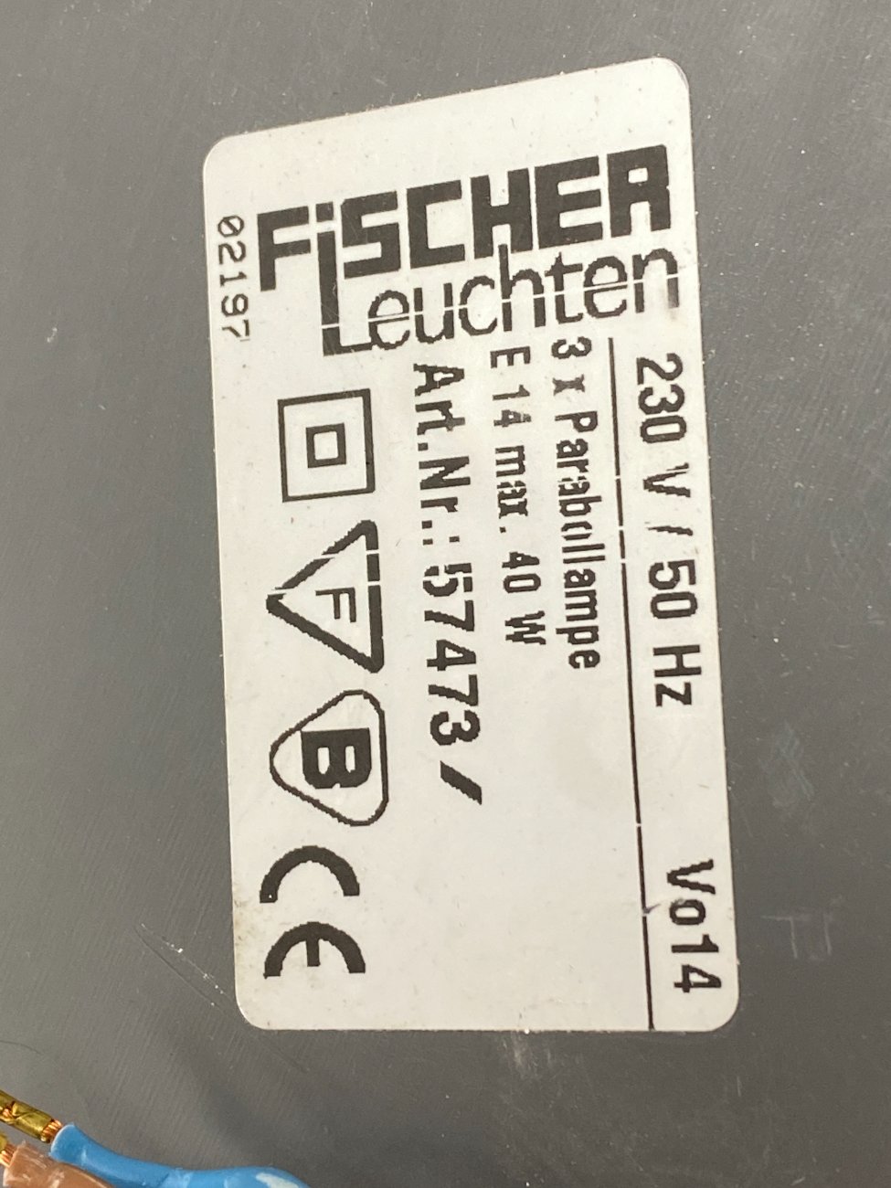 HN1009-pakabinami-sviestuvai-8 Reguliuojamas lubinis “Fischer Leuchten” trijų šakų šviestuvas 30x30x14 cm