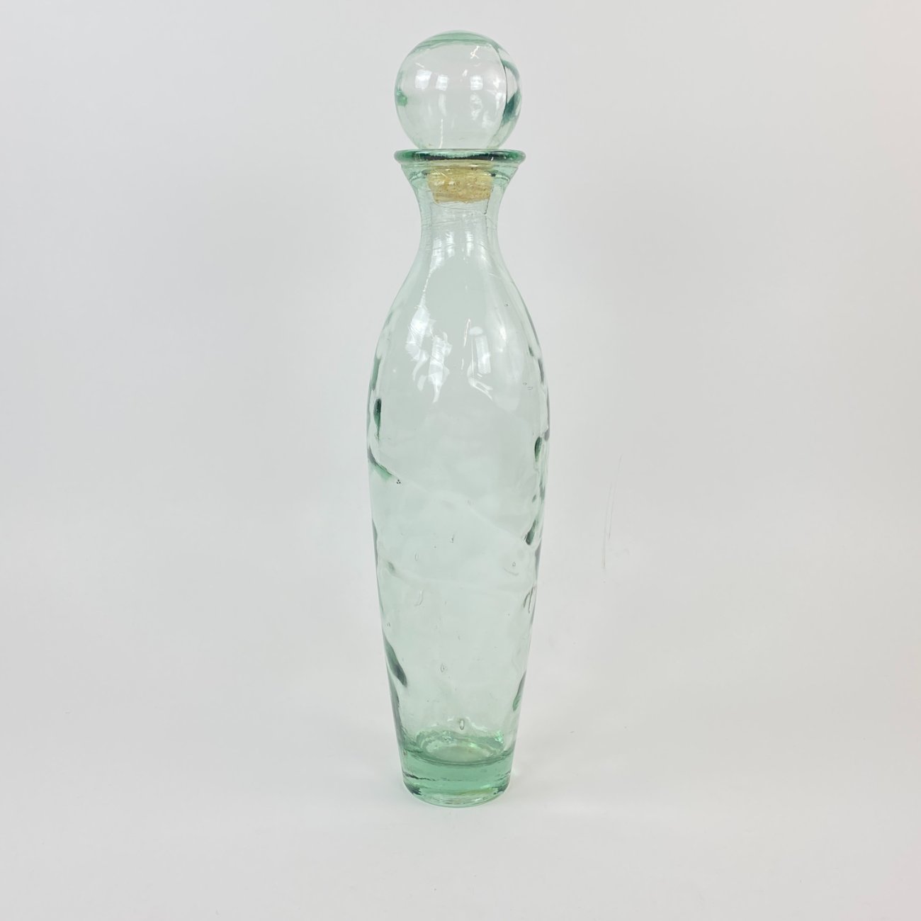 HN1020-grafinai-0 Aukštas stiklinis grafinas 12x12x52 cm