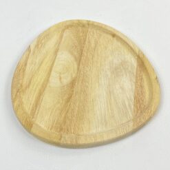 Medinė serviravimo lėkštė 21×22,5×1,5 cm