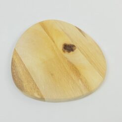 Medinė serviravimo lėkštė 21×22,5×1,5 cm