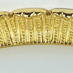 Pakabinamas žalvarinis šviestuvas su balto stiklo gaubtu 29,5×29,5×18 cm