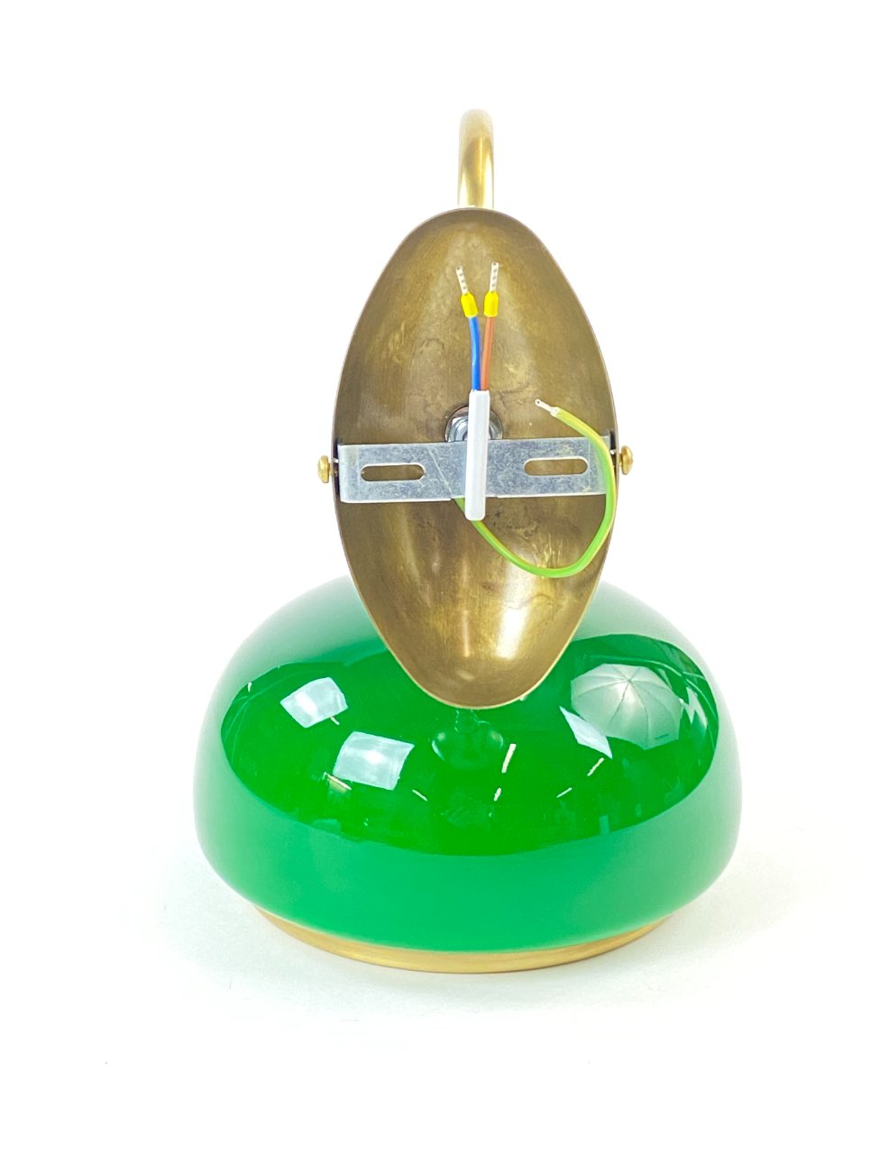 HN1081-sieniniai-sviestuvai-6 Žalvarinis sieninis šviestuvas su žalios spalvos stiklo gaubtu 24x19x25 cm