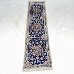 Vilnonis rankų darbo kiliminis takas “Nain” 294x77x0,8 cm