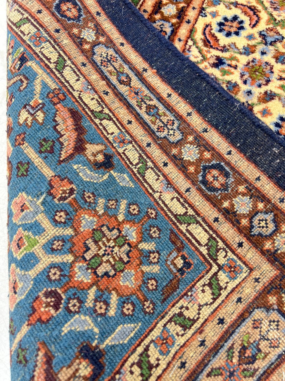 HN1104-kilimai-10 Vilnonis rankų darbo kilimas 347x243x0,9 cm