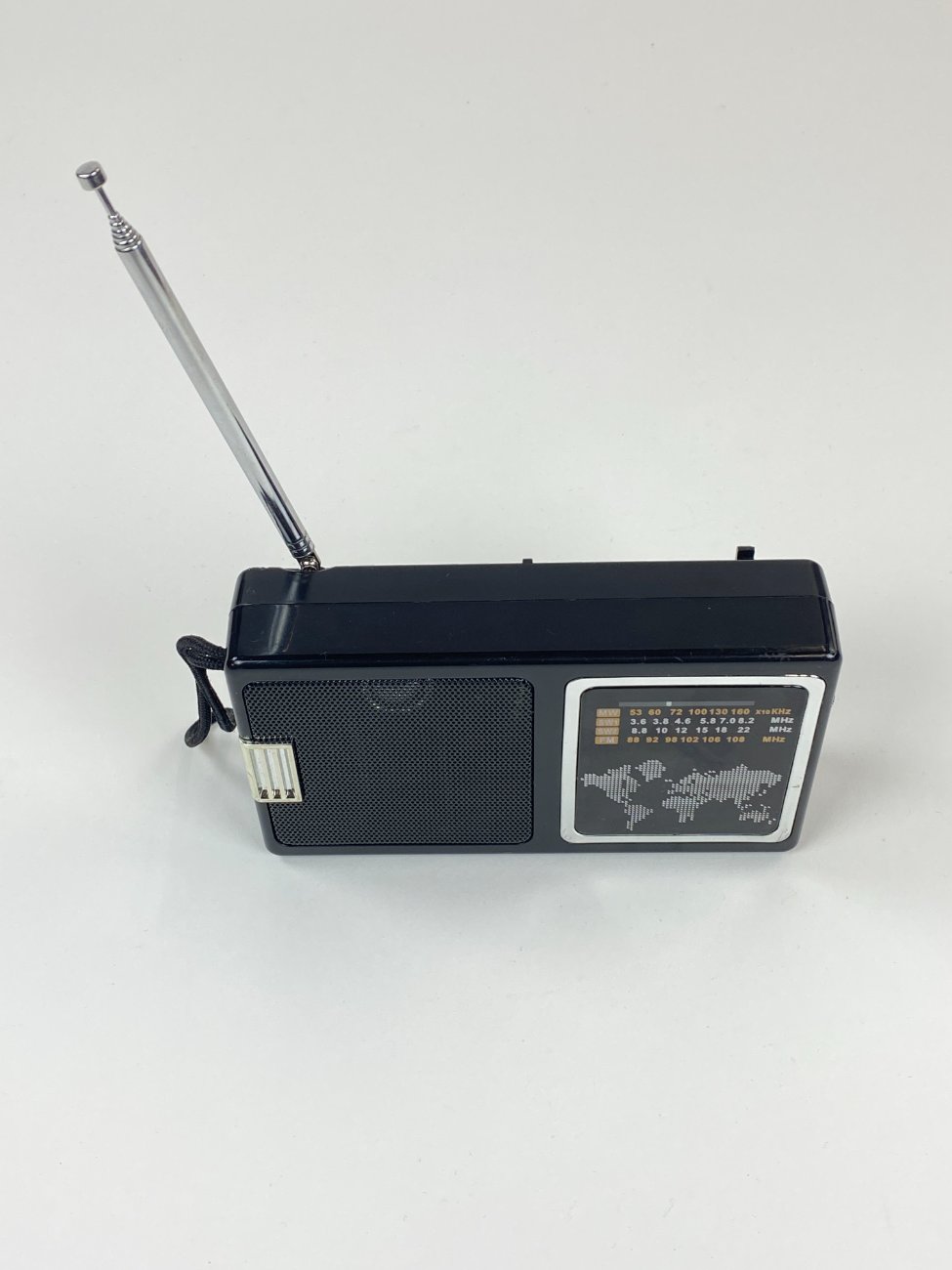 HN1105-senoviniai-radijo-aparatai-5 Tranzistorinis radijo imtuvas EP560/ICF-400 4,5×16,5×9,5 cm