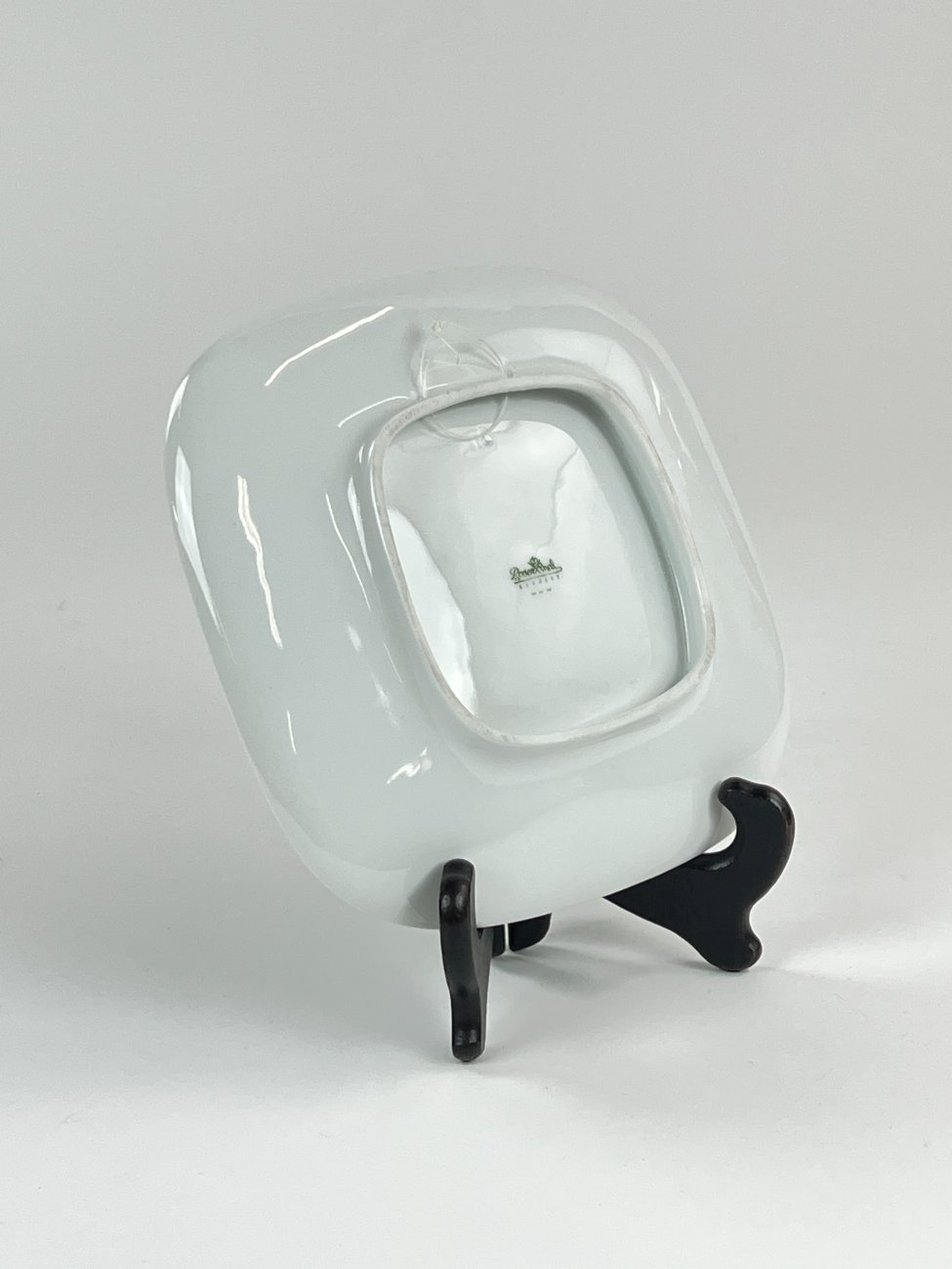 HN1121-rosenthal-5 Porcelianinė Rosenthal lėkštė “Führungsakademie der Bundeswehr” 3x19x19 cm