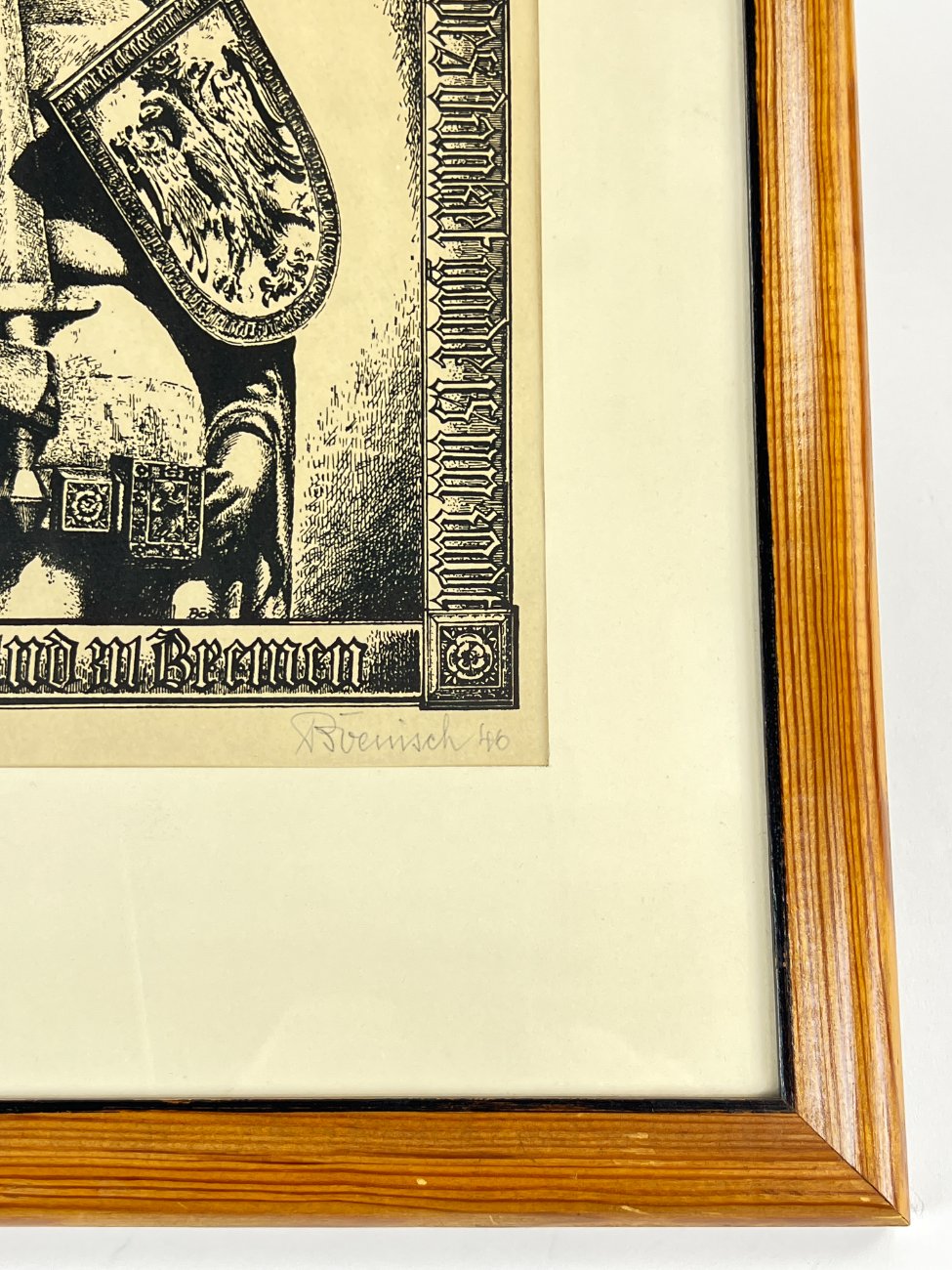 HN1132-grafika-ir-printai-10 Grafikos darbas “Bremer Roland” mediniame rėme su stiklu 3×34,5×44,5 cm