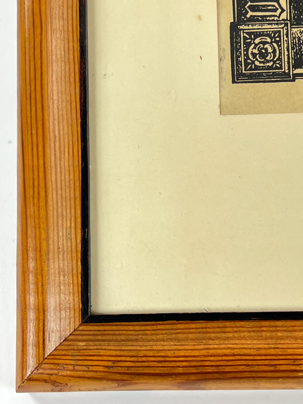 HN1132-grafika-ir-printai-9 Grafikos darbas “Bremer Roland” mediniame rėme su stiklu 3×34,5×44,5 cm