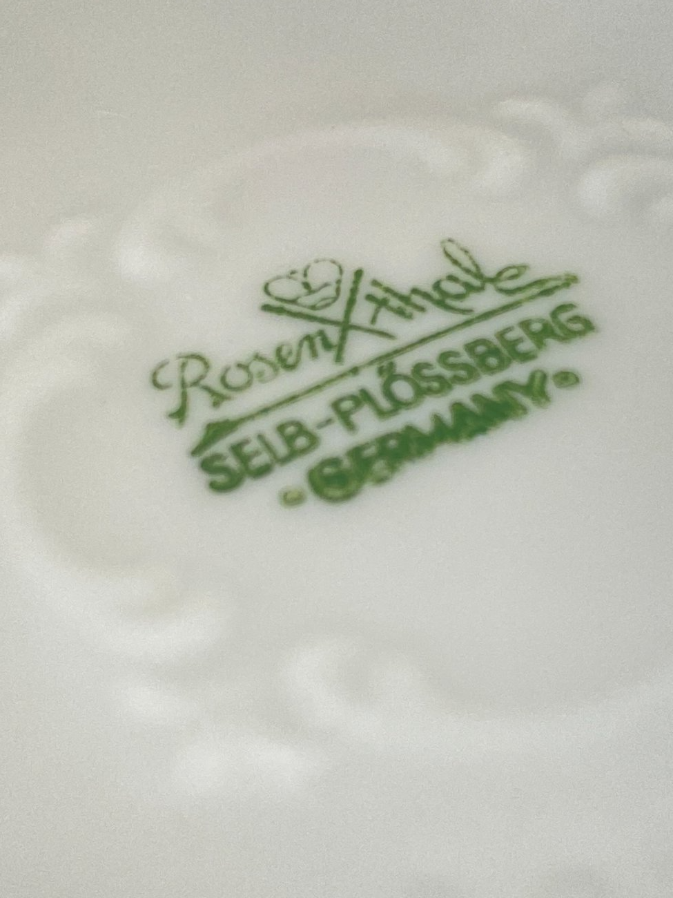 HN1164-rosenthal-8 Varpelio formos porcelianinė “Rosenthal” vaza 10,5×10,5×29,5 cm