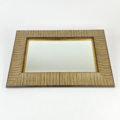 Stačiakampis klasikinio stiliaus veidrodis mediniame rėme 3x40x55,5 cm