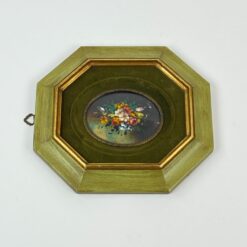 Aliejiniais dažais tapytas gėlių natiurmortas medžio rėmelyje 2×18,5×20 cm