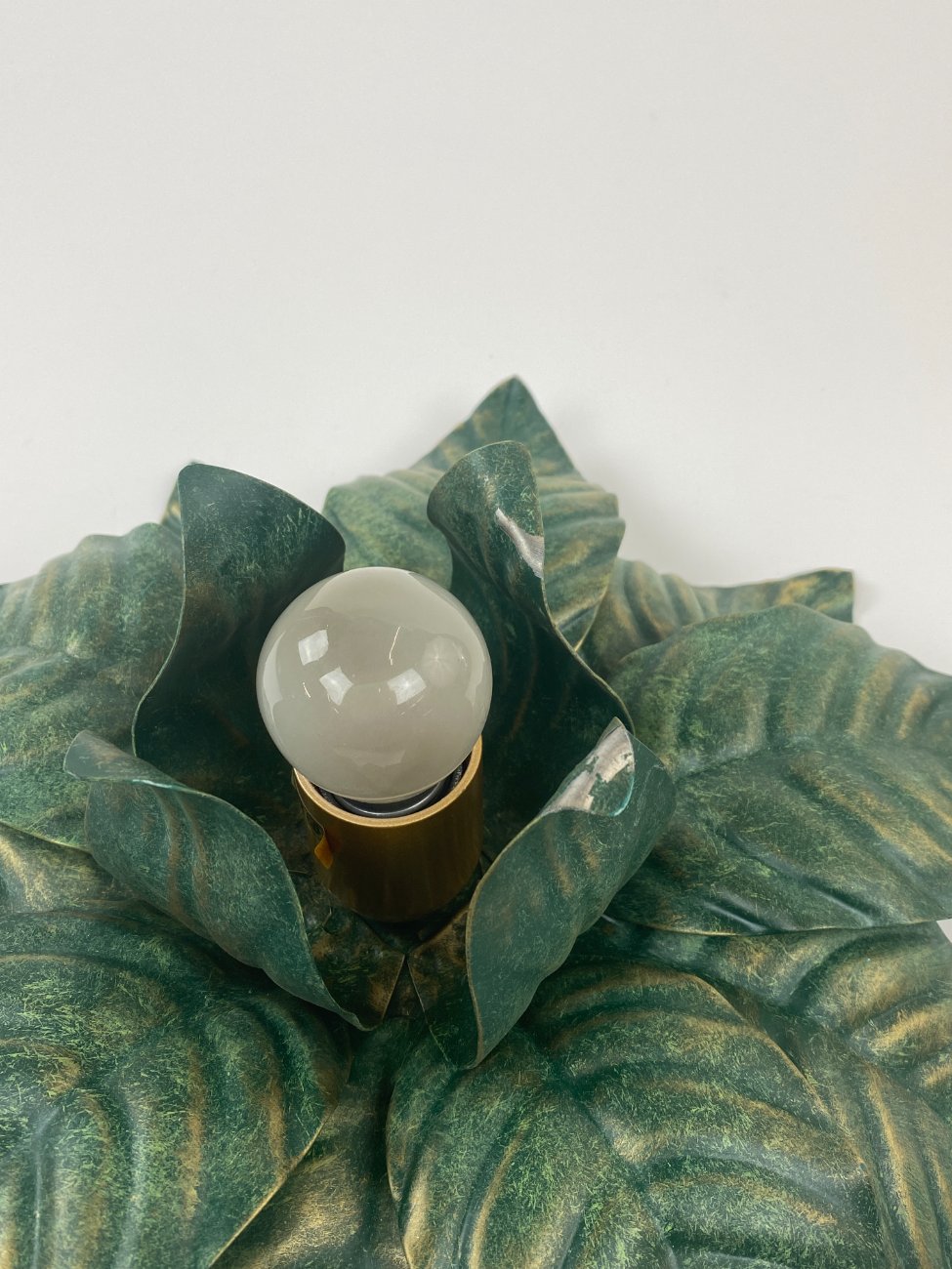 CY0365-pakabinami-sviestuvai-13 Kabinamas itališkas Florenz’ Lamp metalinis šviestuvas 37x40x12,5 cm