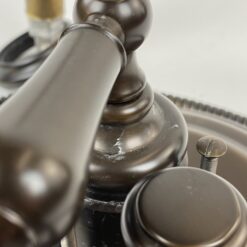 Bronzinė “Graff” termostatinė sieninė dušo sistema su vonios snapeliu ir dušo galvute 27×20,5×48 cm