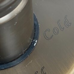 Bronzinė “Graff” termostatinė sieninė dušo sistema su vonios snapeliu ir dušo galvute 27×20,5×48 cm