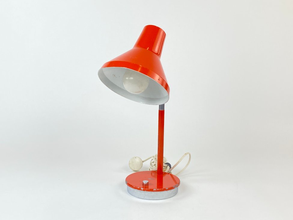 DM0194-staliniai-sviestuvai-2 Reguliuojamas metalinis stalinis oranžinės spalvos šviestuvas 27x17x42 cm